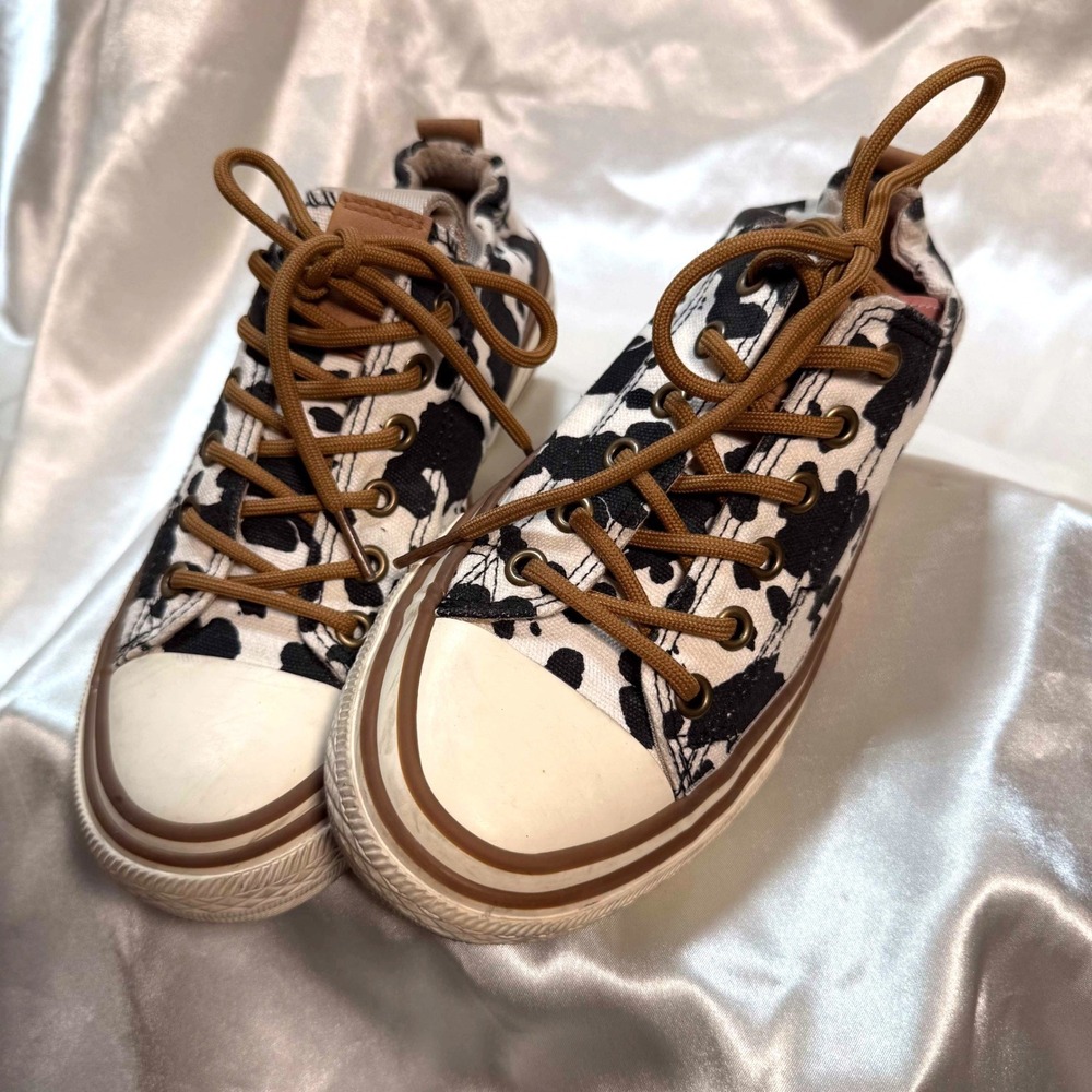 Very G Cow Print Canvas Low Top Sneakers Brown Black White Western Streetwear